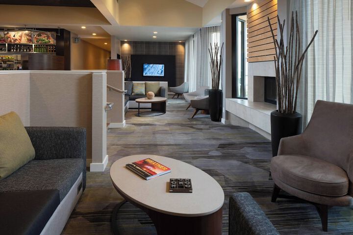 Courtyard by Marriott St. Louis Creve Coeur