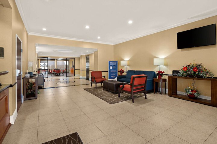 Hotel Interior 9 of 35