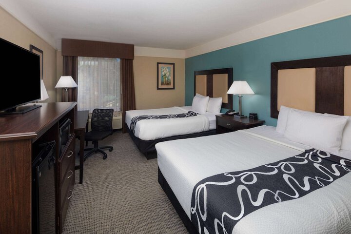 Room 12 of 28