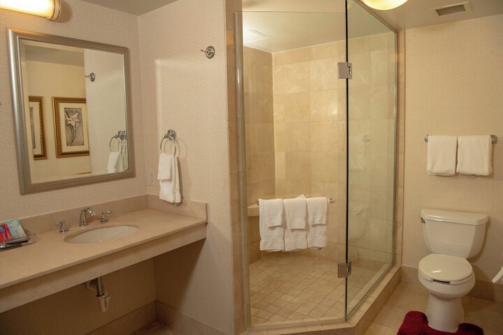 Courtyard by Marriott Erie
