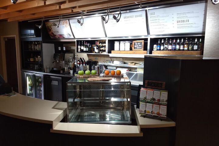 Breakfast/Coffee Service 20 of 26