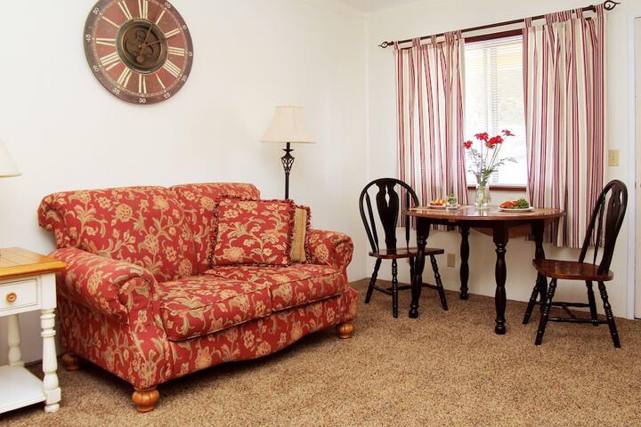 Room 17 of 27
