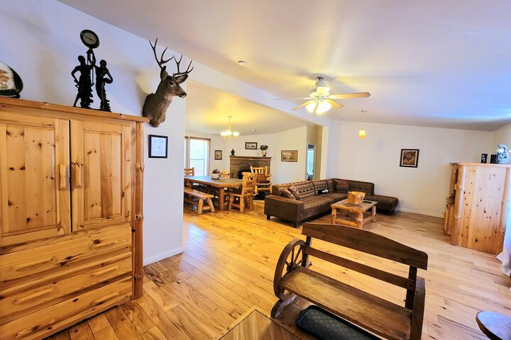 Country Club Chalet