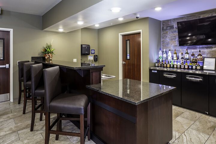 Cobblestone Inn & Suites - Brookville