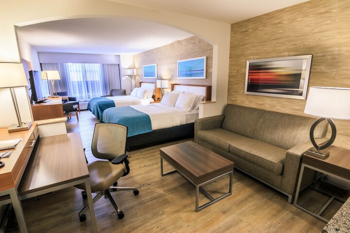 Room 30 of 59