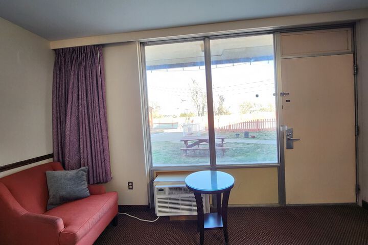 Travelodge by Wyndham Oakley