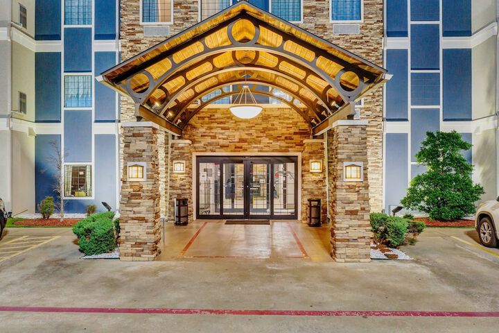 Staybridge Suites University Area by IHG