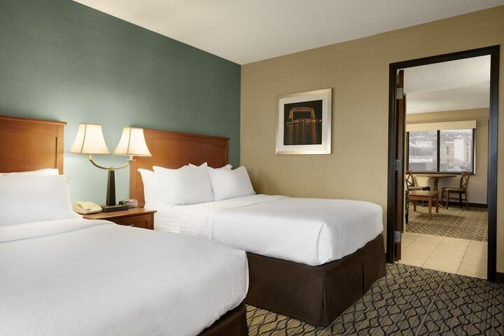 Holiday Inn & Suites Duluth Downtown by IHG