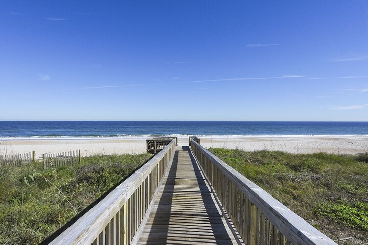 Beach 19 of 30