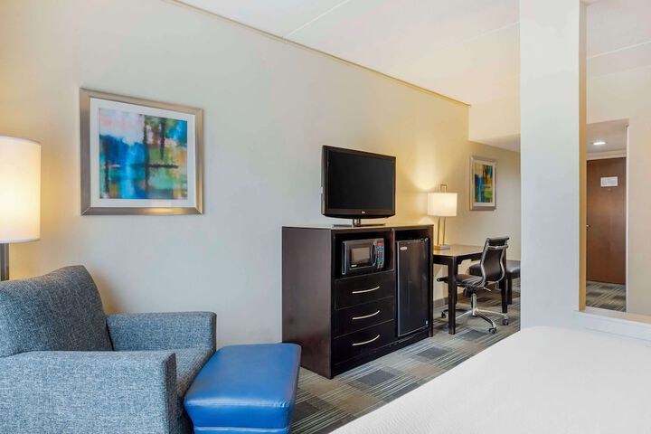 Room 18 of 47