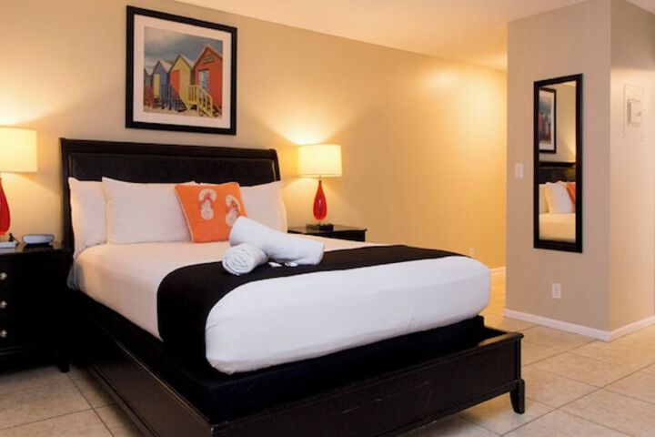 Room 20 of 38