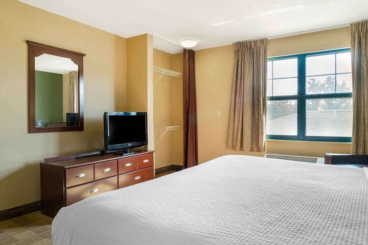 Room 18 of 29