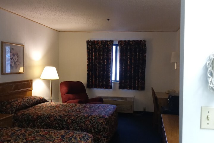 Room 16 of 30