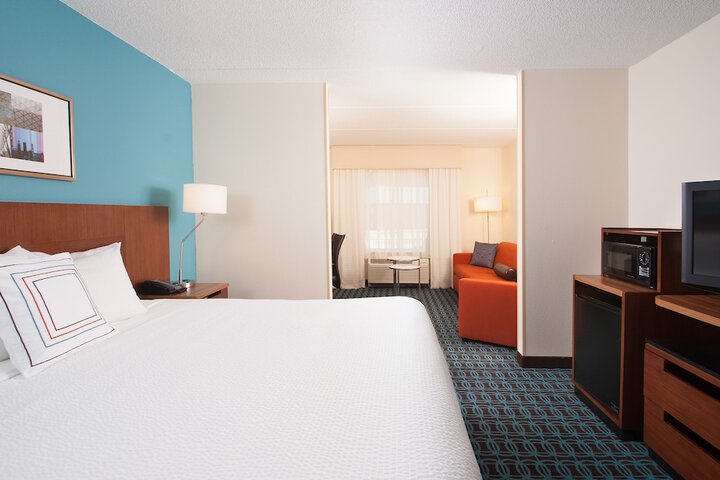 Room 21 of 28