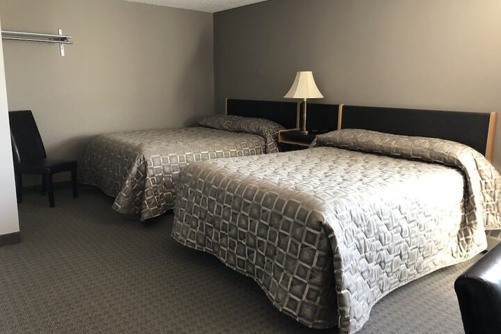 Room 12 of 19