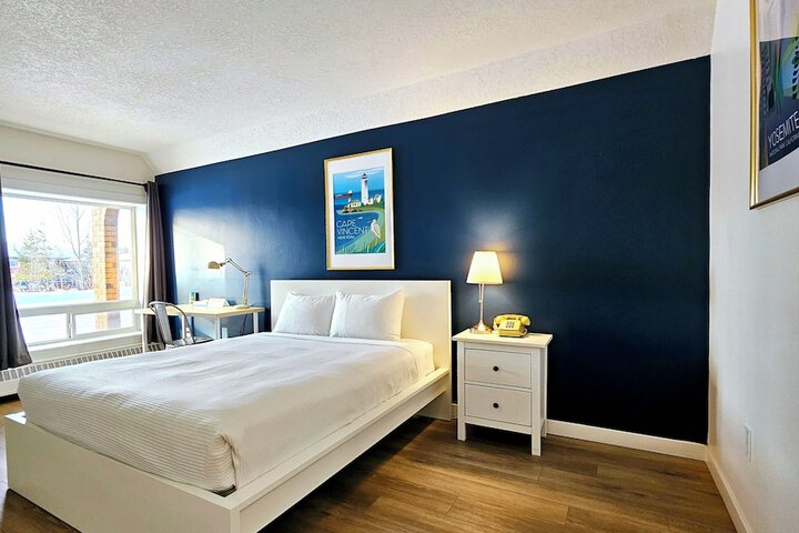 Cloud 9 Inn