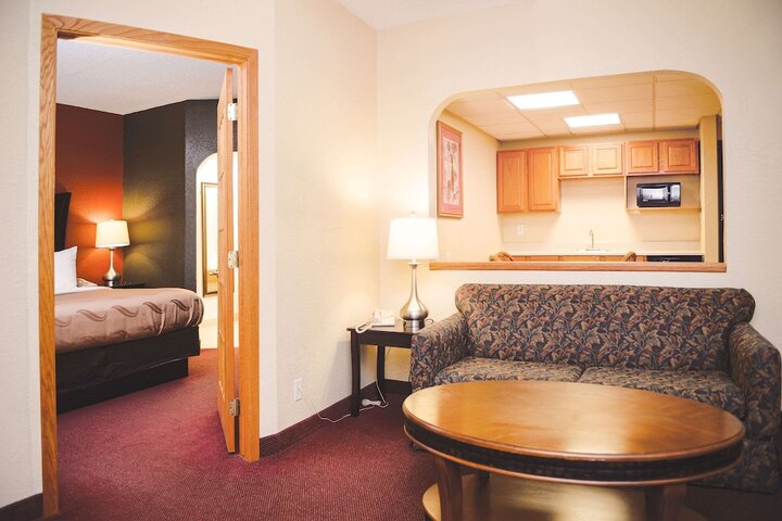 Room 16 of 47