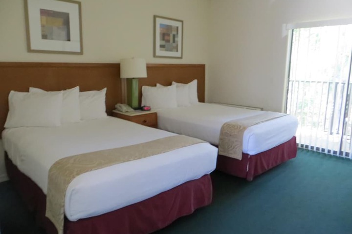 Room 33 of 36