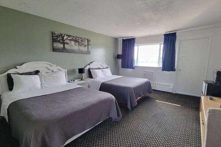 Room 16 of 32