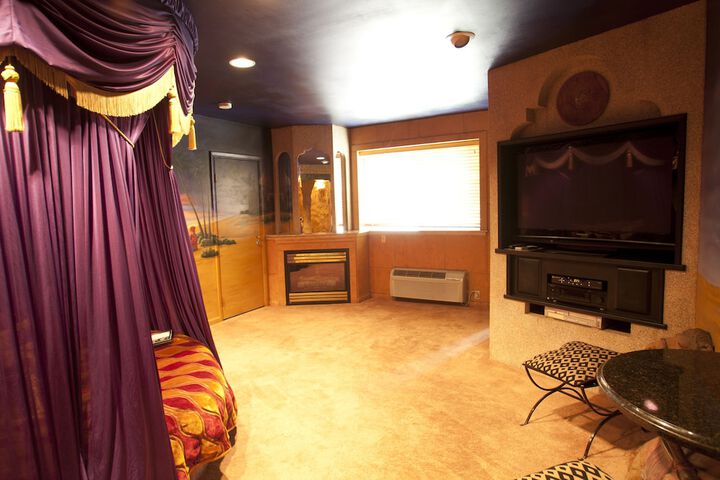 Room 22 of 62