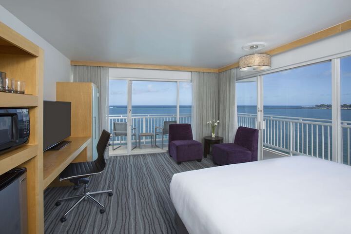 Grand Naniloa Hotel Hilo - a Doubletree by Hilton