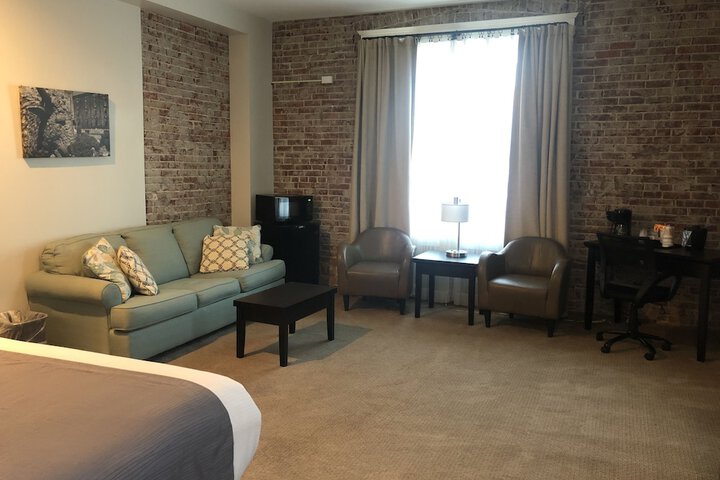Talbott Inn
