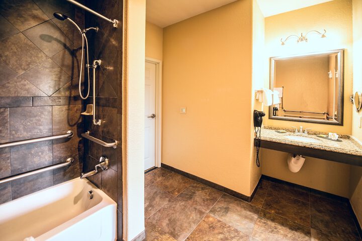 La Quinta Inn & Suites by Wyndham Marble Falls