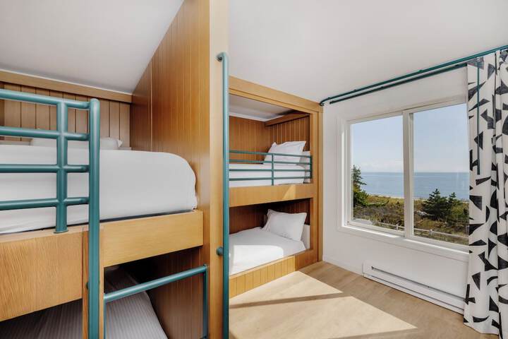 Red Jacket Beach Resort