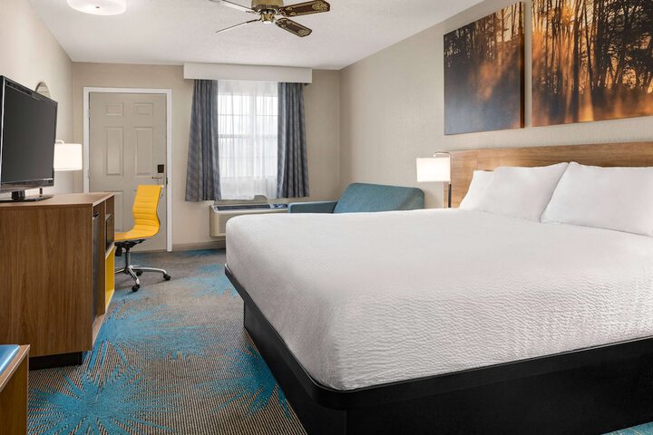 Days Inn by Wyndham Demopolis