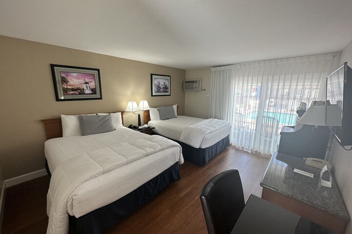 Room 70 of 111