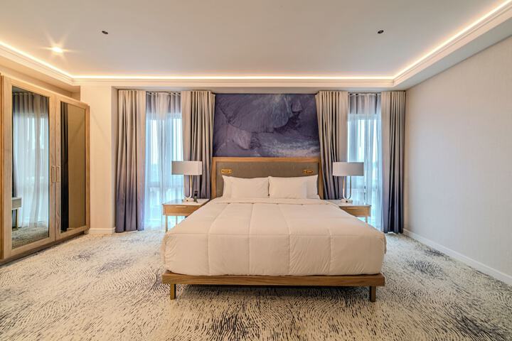 Room 37 of 70