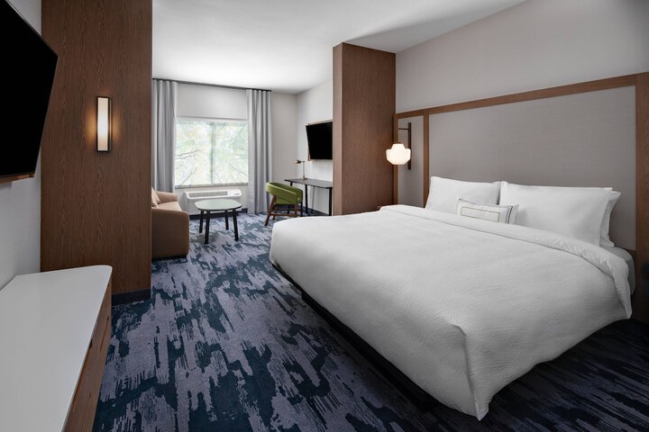 Room 17 of 29