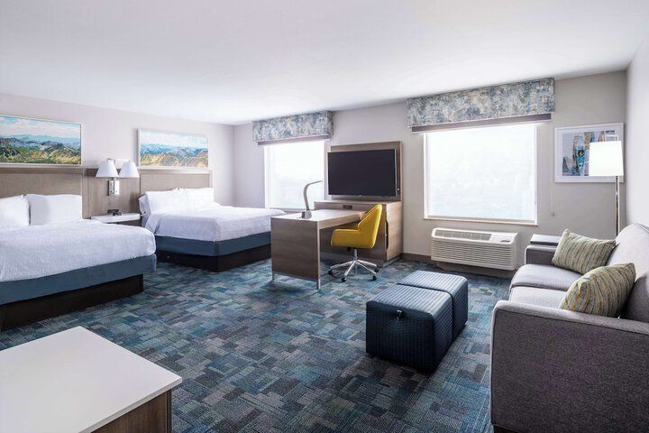 Room 12 of 39
