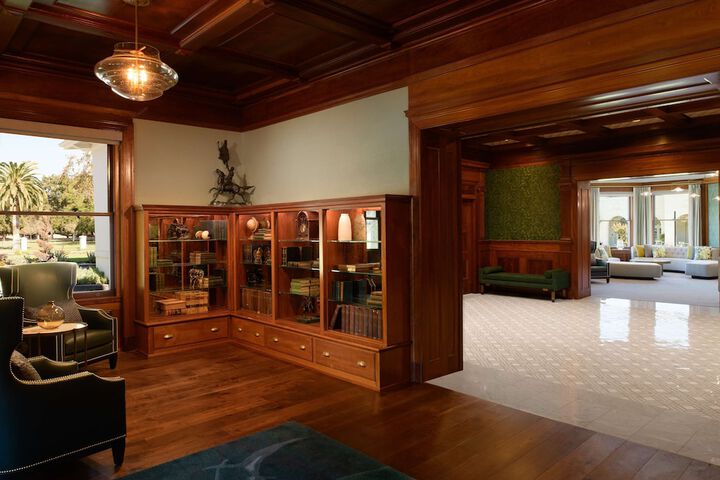 Hotel Interior 10 of 90
