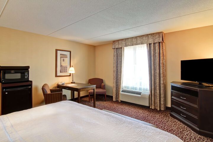 Room 19 of 33