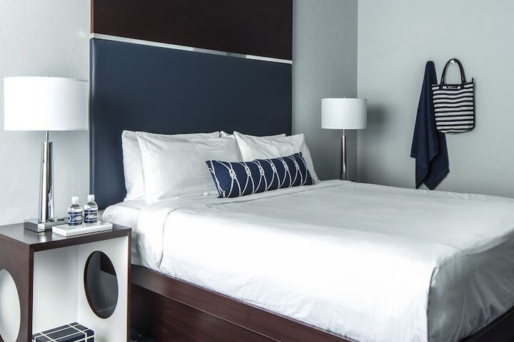 Room 20 of 59