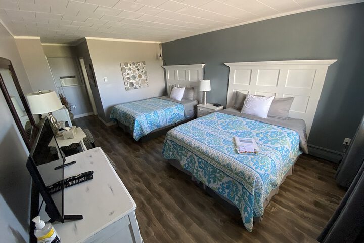 Room 56 of 102