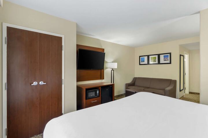Room 21 of 47