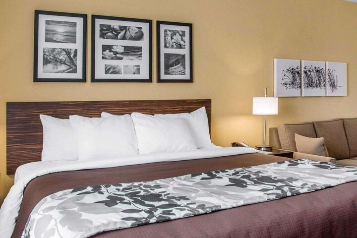 Sleep Inn & Suites Parkersburg - Mineral Wells