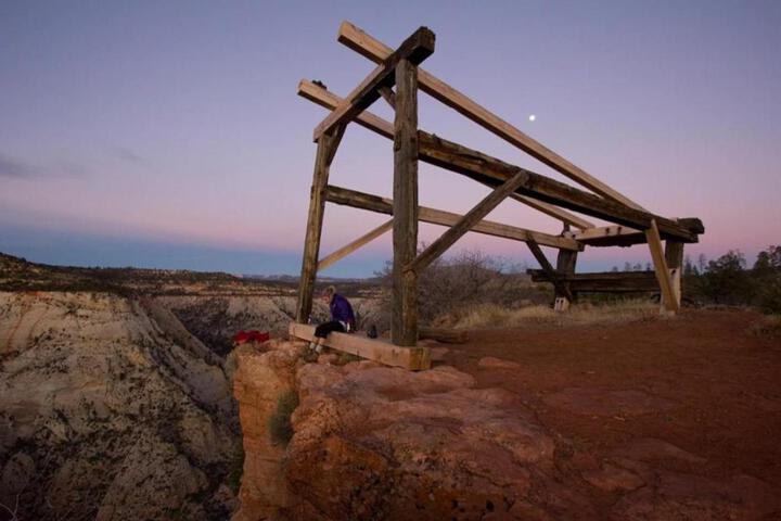 East Zion Trails Retreat-Hot tub Resort Amenities, Exceptional