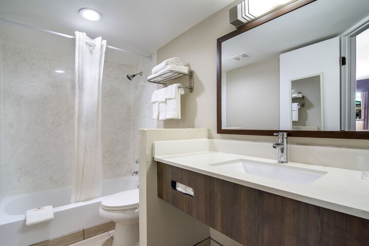 Townhouse Inn
