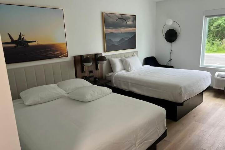 La Quinta Inn & Suites by Wyndham Manchester / Arnold AFB