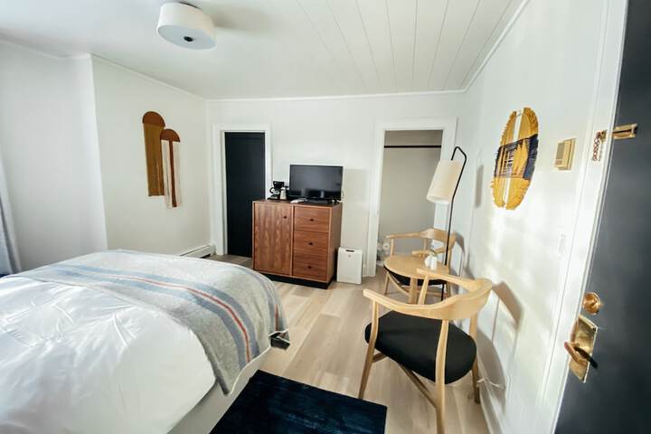 Room 101 of 229
