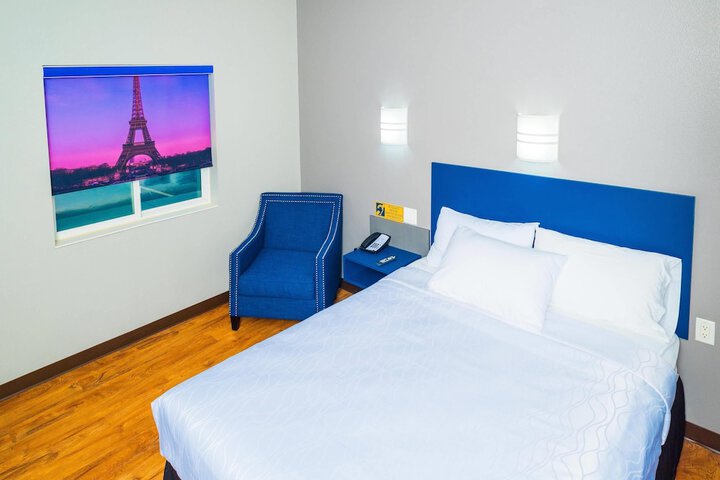 Studio Z an Ascend Collection Hotel