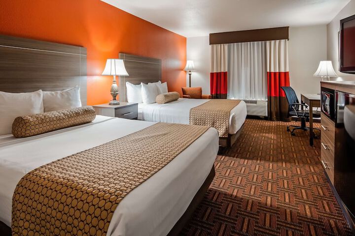 Best Western Plus Memorial Inn & Suites