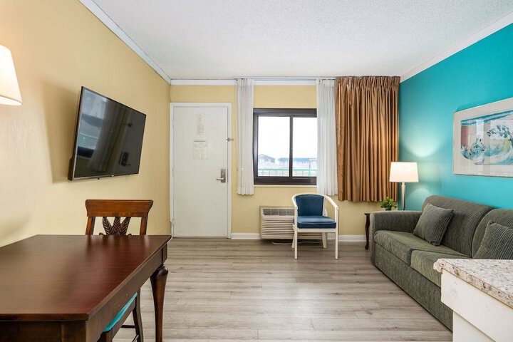 Room 16 of 51