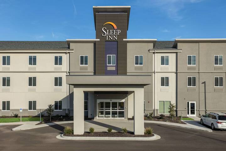Hotel 4 of 28