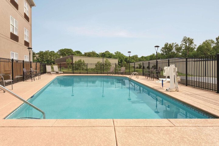 Pool 3 of 33