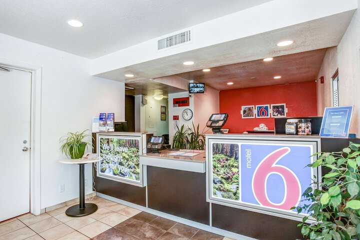 Motel 6 Grants Pass OR