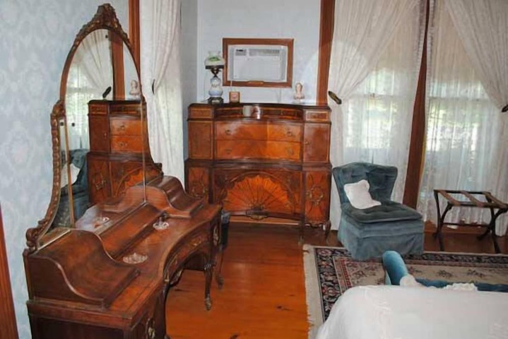 Room 12 of 29
